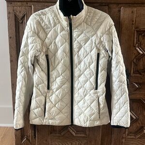Lululemon off white lightweight puffer jacket sz 8